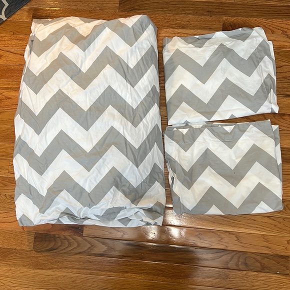 Pottery Barn Teen Other - PB Teen Full bedding Duvet cover and 2 pillow shams